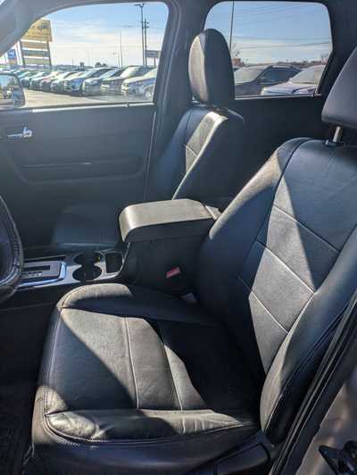 2010 Ford Escape, $4450. Photo 12