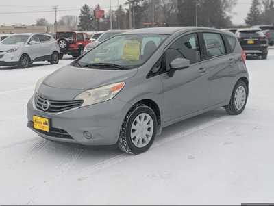 2015 Nissan Versa, $3995. Photo 4