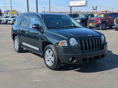 2010 Jeep Compass, $8995. Photo 2