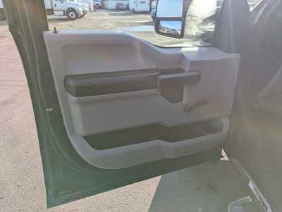 2017 Ford F450-8000, $42900. Photo 11