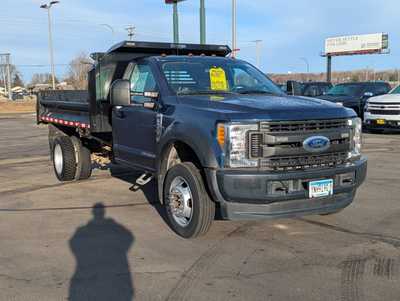 2017 Ford F450-8000, $42900. Photo 2