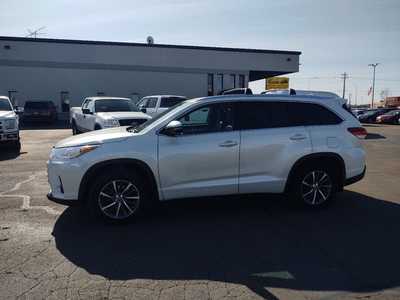 2018 Toyota Highlander, $26495. Photo 5