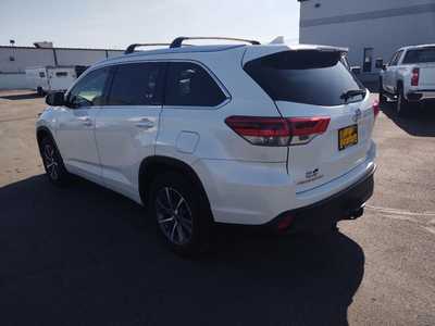 2018 Toyota Highlander, $26495. Photo 6