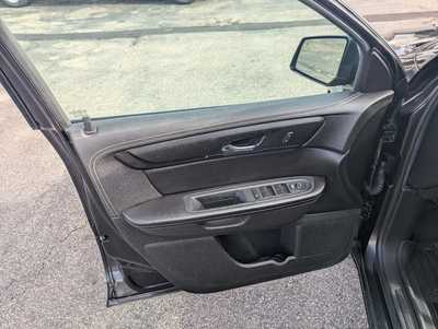 2017 Chevrolet Traverse, $14900. Photo 10