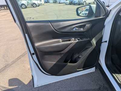 2019 Chevrolet Equinox, $14995. Photo 10