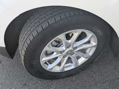 2019 Chevrolet Equinox, $14995. Photo 9