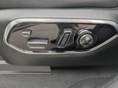2022 Jeep Grand Cherokee, $42995. Photo 12