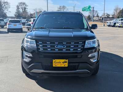 2017 Ford Explorer, $15995. Photo 3