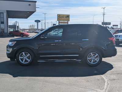 2017 Ford Explorer, $15995. Photo 5