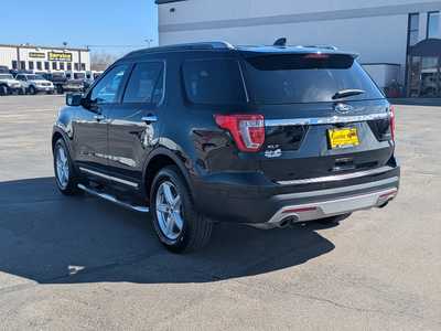2017 Ford Explorer, $15995. Photo 6