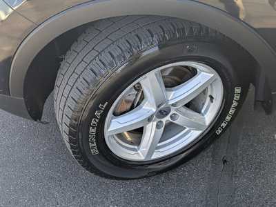 2017 Ford Explorer, $15995. Photo 9