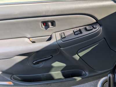 2005 GMC 2500 Ext Cab, $7995. Photo 11