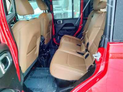 2020 Jeep Gladiator, $29985. Photo 10