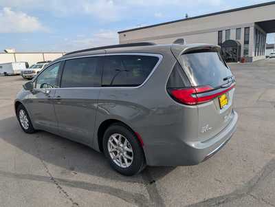 2022 Chrysler Pacifica, $22495. Photo 6
