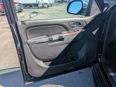 2013 Chevrolet Tahoe, $16900. Photo 10