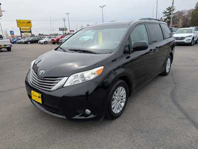 2011 Toyota Sienna, $9495. Photo 4