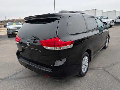 2011 Toyota Sienna, $9495. Photo 8