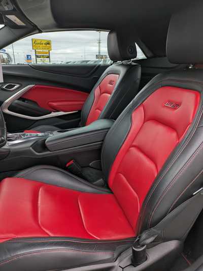 2018 Chevrolet Camaro, $40900. Photo 12
