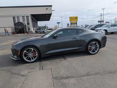 2017 Chevrolet Camaro, $41900. Photo 5
