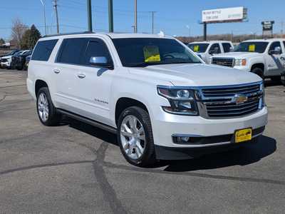 2017 Chevrolet Suburban, $31900. Photo 2