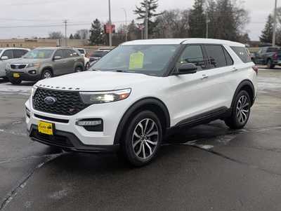 2021 Ford Explorer, $33900. Photo 4
