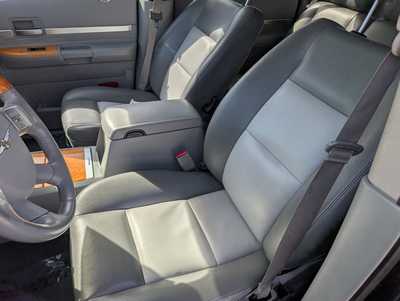 2007 Chrysler Aspen, $7495. Photo 10