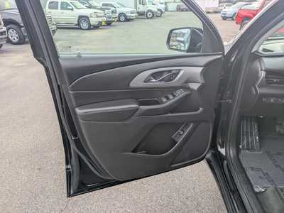 2018 Chevrolet Traverse, $17990. Photo 10