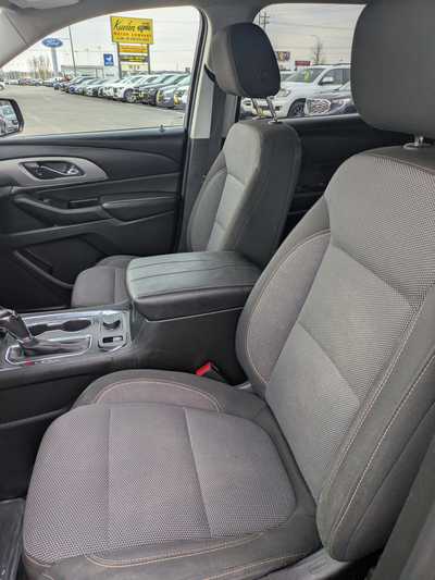2018 Chevrolet Traverse, $17990. Photo 11