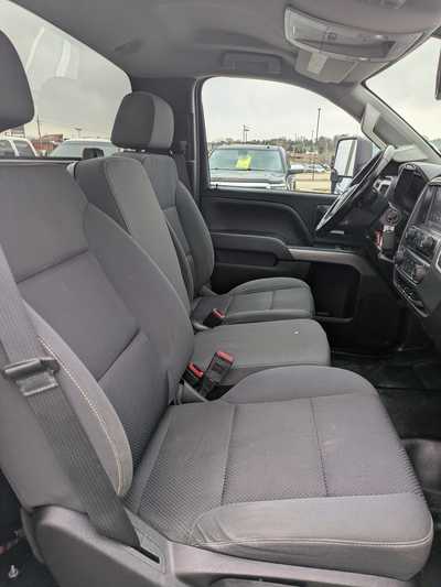 2019 Chevrolet 3500 Crew Cab, $24900. Photo 12