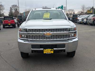 2019 Chevrolet 3500 Crew Cab, $24900. Photo 3