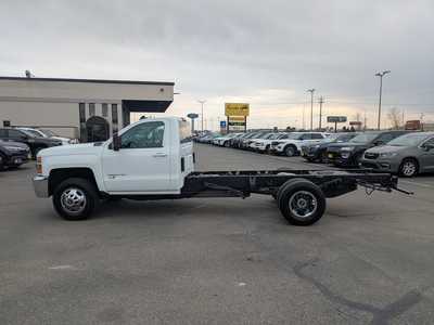 2019 Chevrolet 3500 Crew Cab, $24900. Photo 5