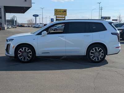 2023 Cadillac XT6, $44900. Photo 5