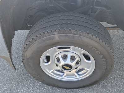 2019 Chevrolet 2500 Reg Cab, $31495. Photo 9