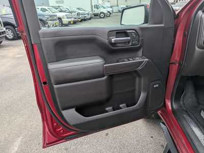 2019 Chevrolet 1500 Crew Cab, $31900. Photo 10