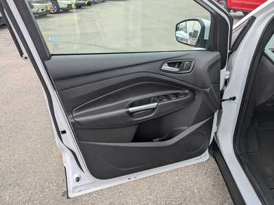 2017 Ford Escape, $13990. Photo 9