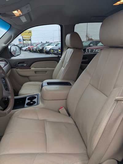 2011 Chevrolet 1500 Crew Cab, $16995. Photo 11