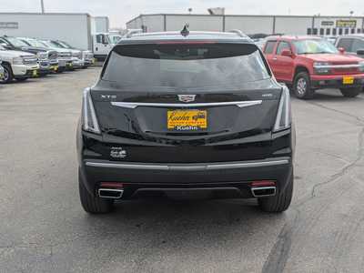 2021 Cadillac XT5, $34900. Photo 7