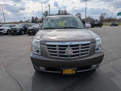 2013 Cadillac Escalade, $18990. Photo 3