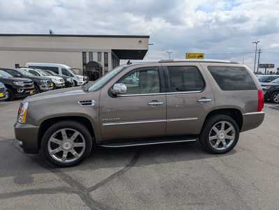 2013 Cadillac Escalade, $18990. Photo 5