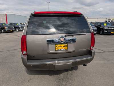 2013 Cadillac Escalade, $18990. Photo 7