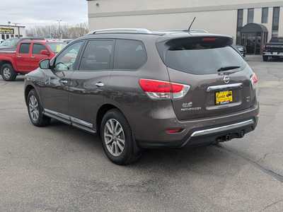 2015 Nissan Pathfinder, $10900. Photo 6