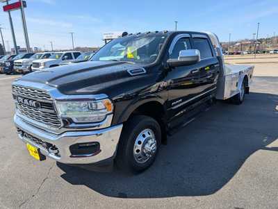 2019 RAM 3500 Crew Cab, $50900. Photo 5