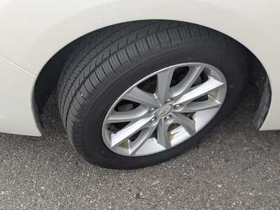 2012 Subaru Impreza, $10900. Photo 9