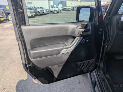 2015 Jeep Wrangler Unlimited, $25900. Photo 10
