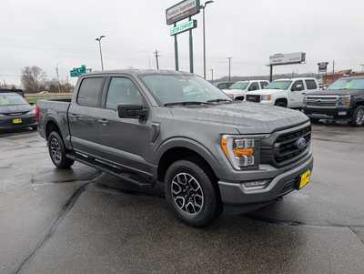 2023 Ford F150 Crew Cab, $42900. Photo 2