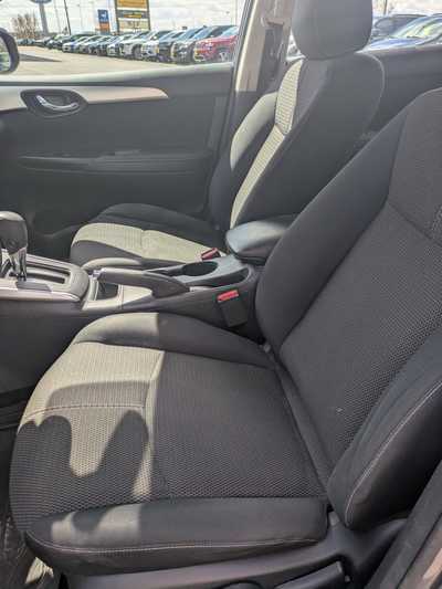 2017 Nissan Sentra, $10900. Photo 11