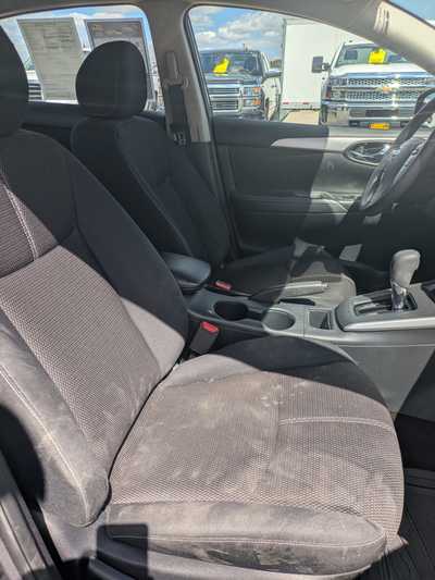 2017 Nissan Sentra, $10900. Photo 12