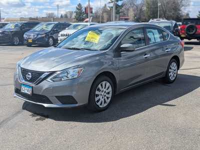 2017 Nissan Sentra, $10900. Photo 4