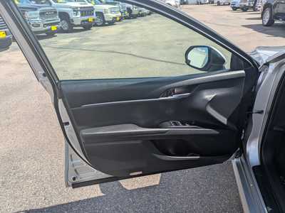 2018 Toyota Camry, $18495. Photo 10