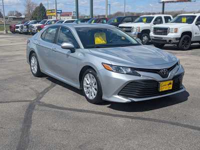 2018 Toyota Camry, $18495. Photo 2
